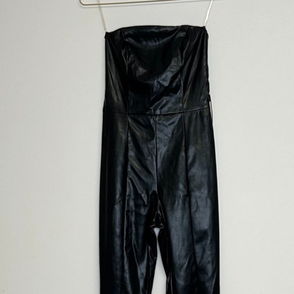 bebe WOMENS Split Hem Strapless Vegan Leather Jumpsuit Sz. S *NWT - Picture 6 of 7